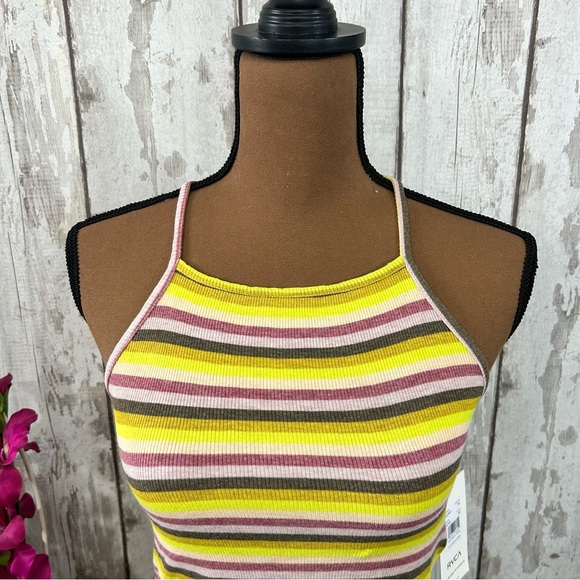 RVCA - NWT Hattrick Ribbed Crop Top - Picture 4 of 12